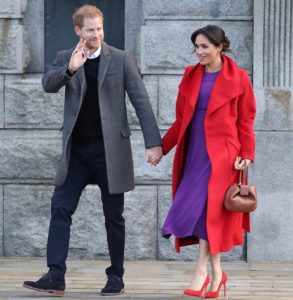 El colorido look de embarazada de Meghan Markle