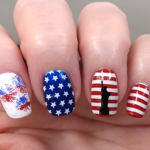 uñas 4 de julio