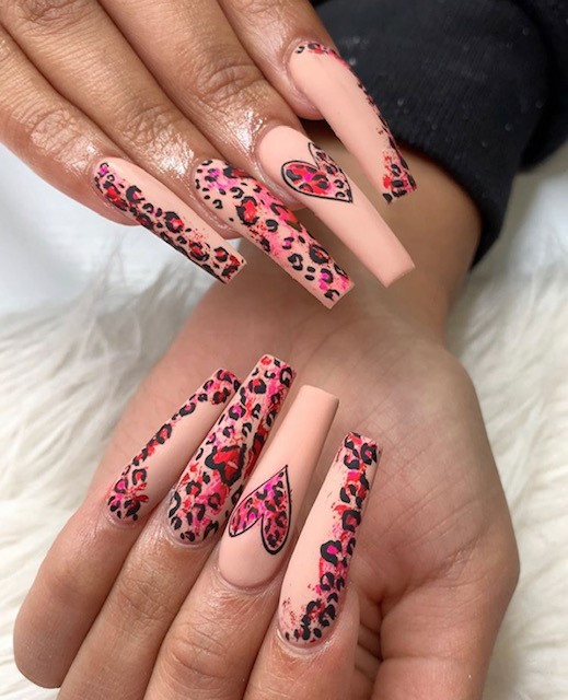 nail art valentines